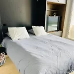 Charming Central Studio With Terrace And Parking